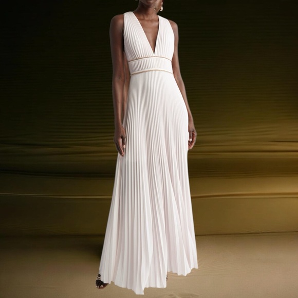 ST. JOHN baby pink Pleated Sleeveless Crepe Gown Maxi Dress Size 6